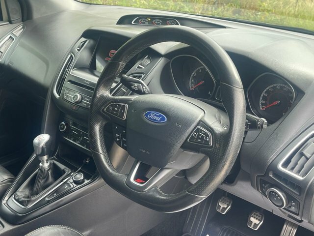 Ford Focus 2.0T Ecoboost St-3 Hatchback Eur Grey #5