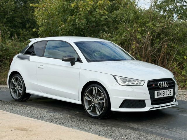 Audi S1 2.0 Tfsi Competition Quattro Euro 6 Ss Red #7