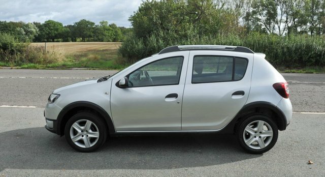 Dacia Sandero Stepway 2016 0.9 Tce Ambiance Hatchback Silver #4