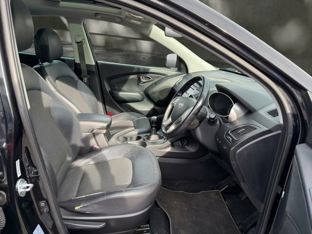 Hyundai Ix35 1.7 Crdi Premium Suv Euro 5 S S Black #2