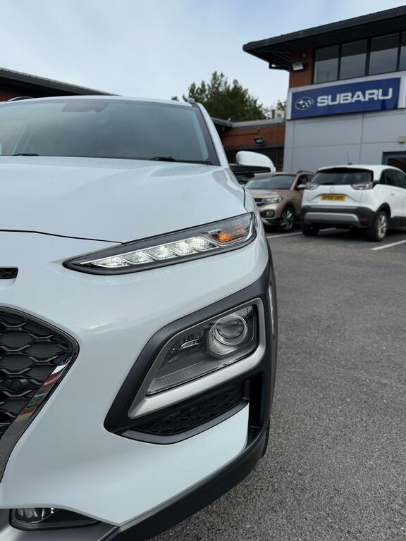 Hyundai Kona Hatchback Black #23