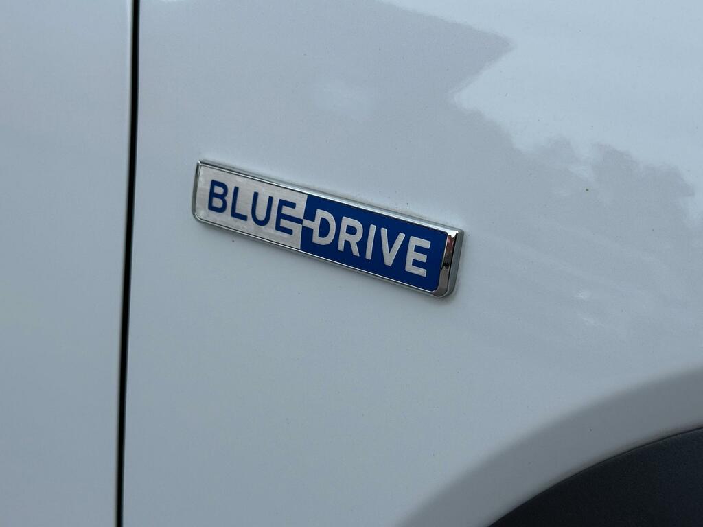 Hyundai Kona Hatchback Black #21