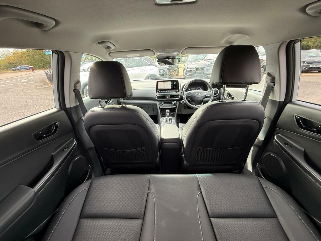 Hyundai Kona Hatchback Black #17