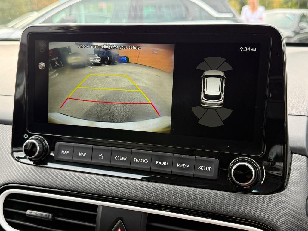 Hyundai Kona Hatchback Black #33