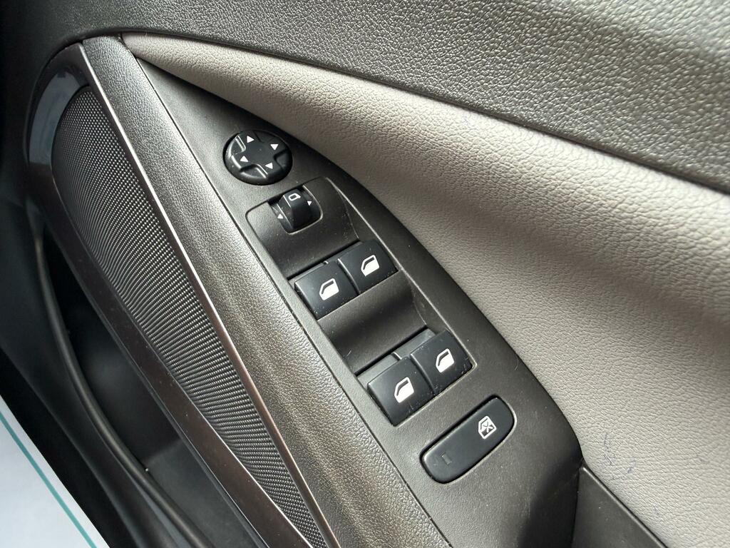 Vauxhall Crossland X Elite Ecotec Ss Grey #23