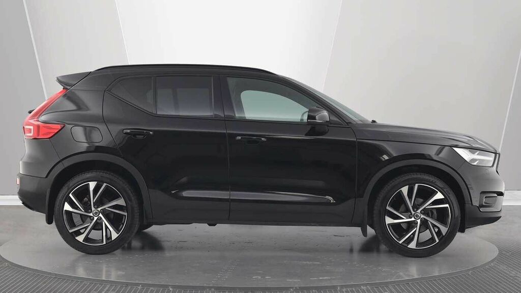 Volvo XC40 R-design Pro, T3 Heated Seats, Power Dr Black #3
