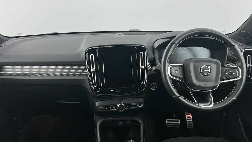 Volvo XC40 R-design Pro, T3 Heated Seats, Power Dr Black #5