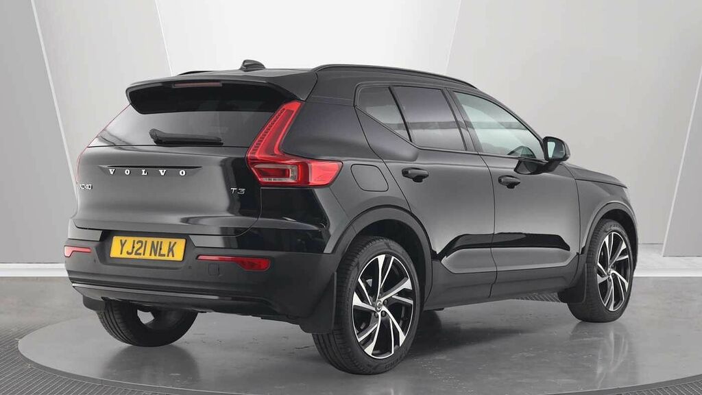 Volvo XC40 R-design Pro, T3 Heated Seats, Power Dr Black #2