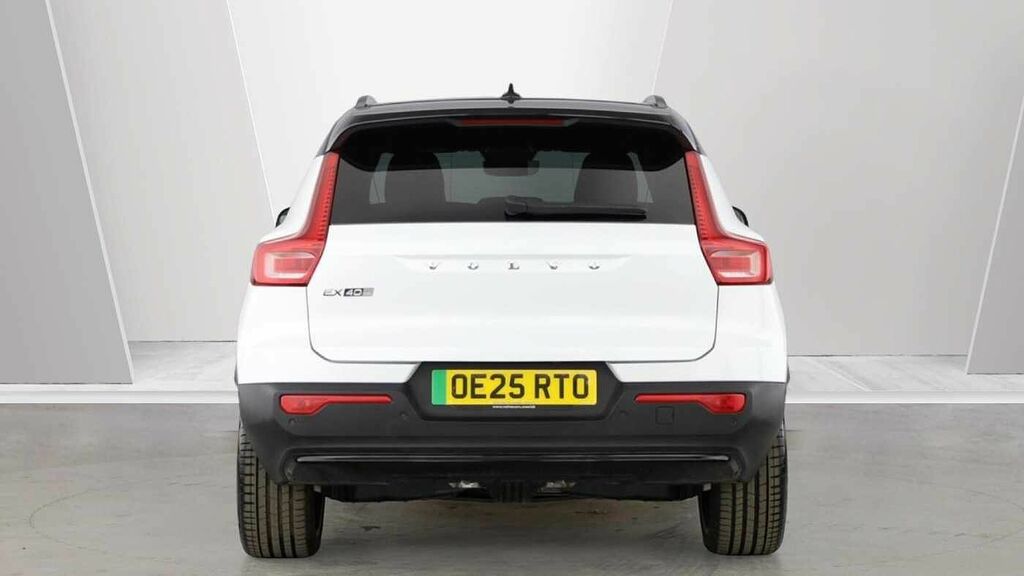 Volvo EX40 Ultra, Single Motor Extended Range, White #4