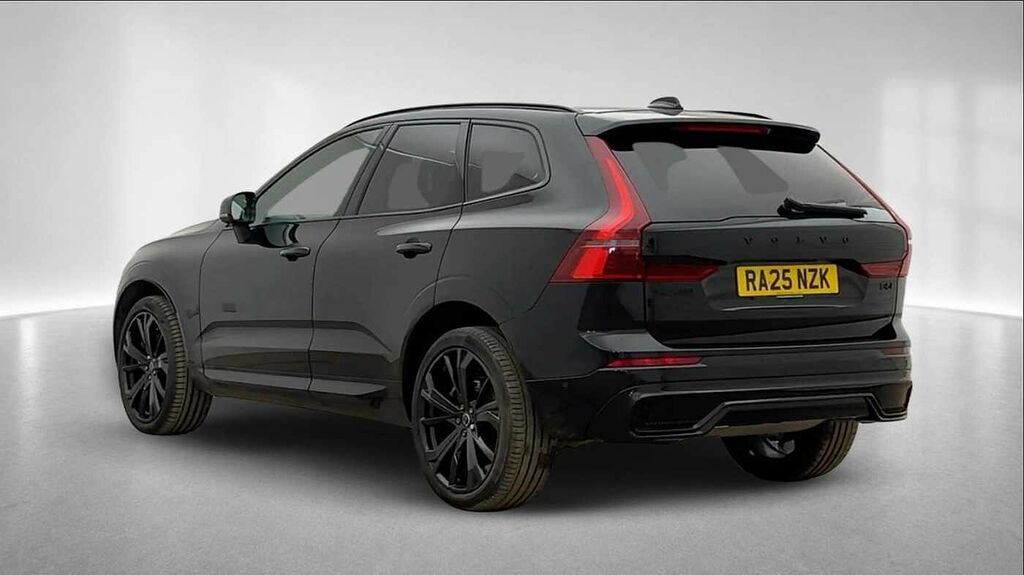 Volvo XC60 Black Edition Plus, B5 Awd Mild Hybrid, 36 Black #3
