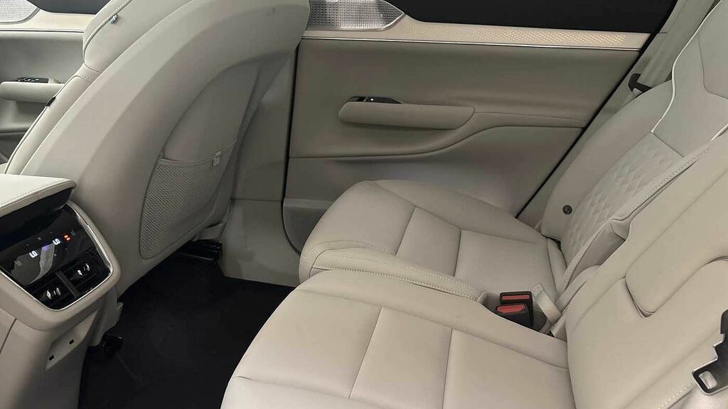 Volvo EX90 Ultra Blue #13