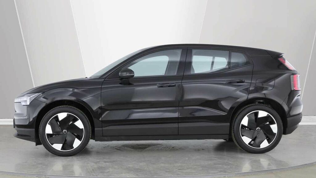 Volvo EX30 Plus, Single Motor Extended Range, Black #6