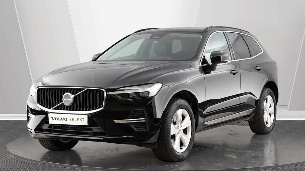 Volvo XC60 Momentum, B4 Awd Mild Hybrid Rear Camera, Heated Black #6