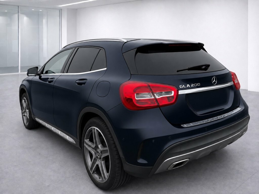 Mercedes-Benz GLA Class 1.6L Amg Line Blue #4