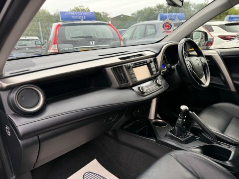Toyota Rav 4 Active D-4d 4X2  #18