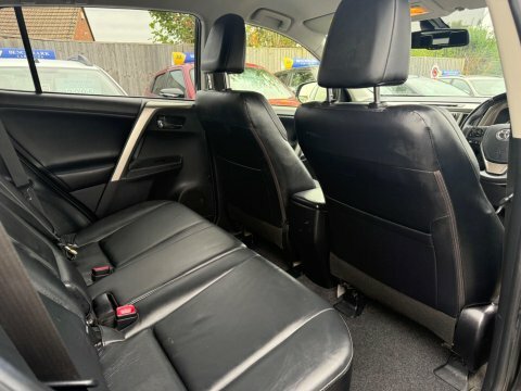 Toyota Rav 4 Active D-4d 4X2  #16