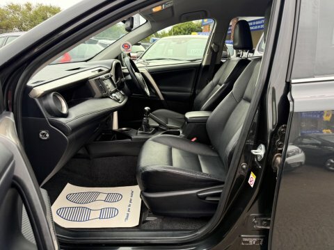 Toyota Rav 4 Active D-4d 4X2  #19