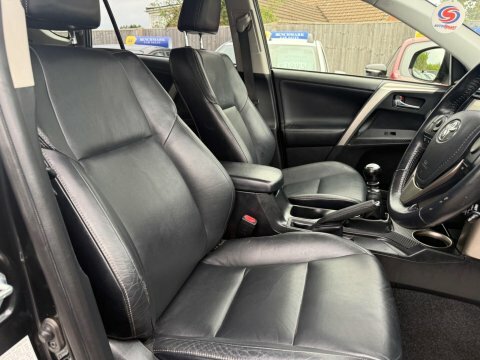 Toyota Rav 4 Active D-4d 4X2  #13