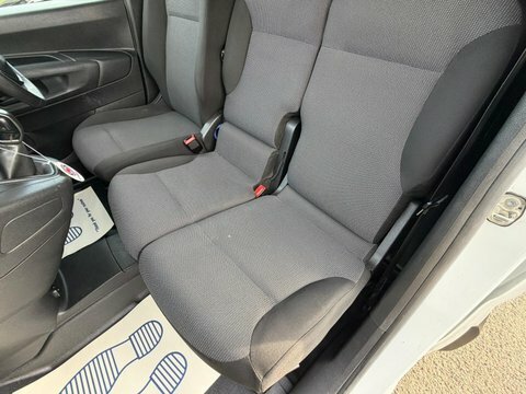 Peugeot Partner 1.5 Bluehdi 1000 Professional Standard Panel Van E White #16