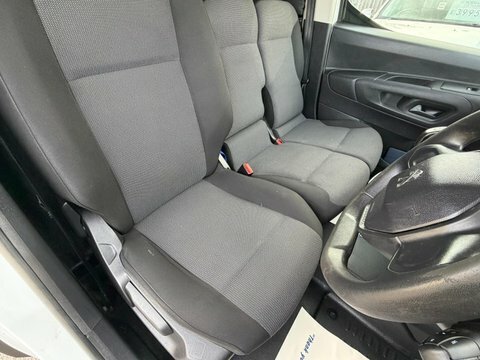Peugeot Partner 1.5 Bluehdi 1000 Professional Standard Panel Van E White #12