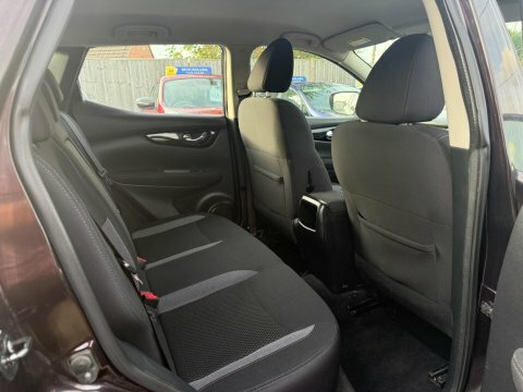 Nissan Qashqai Tekna Plus Dig-t Xtronic Red #11