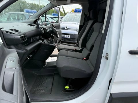 Peugeot Partner 2019 19 1.6 White #13