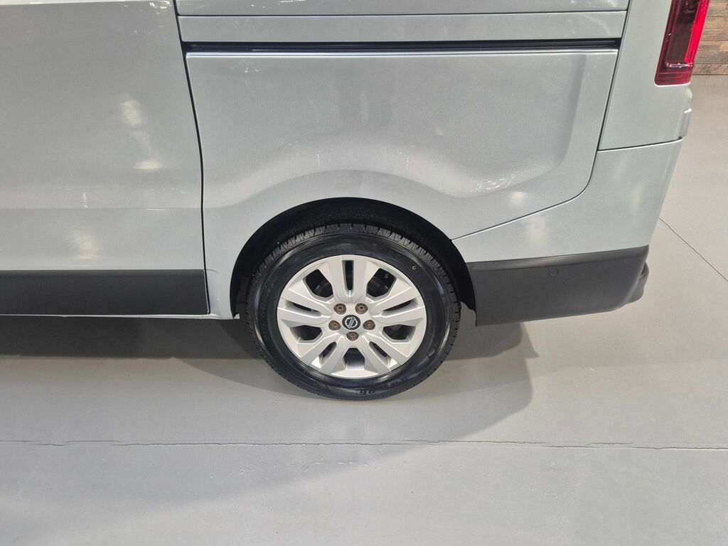 Nissan Primastar Acenta Black #8