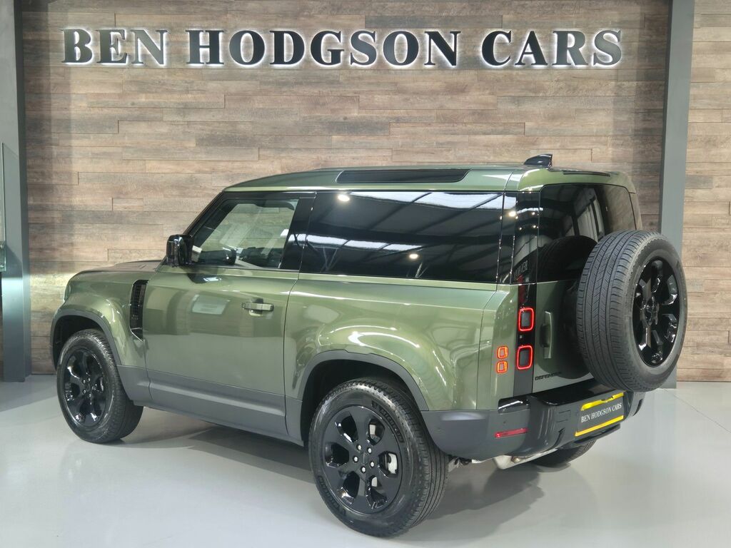 Land Rover Defender 90 S Brand New On Green #6