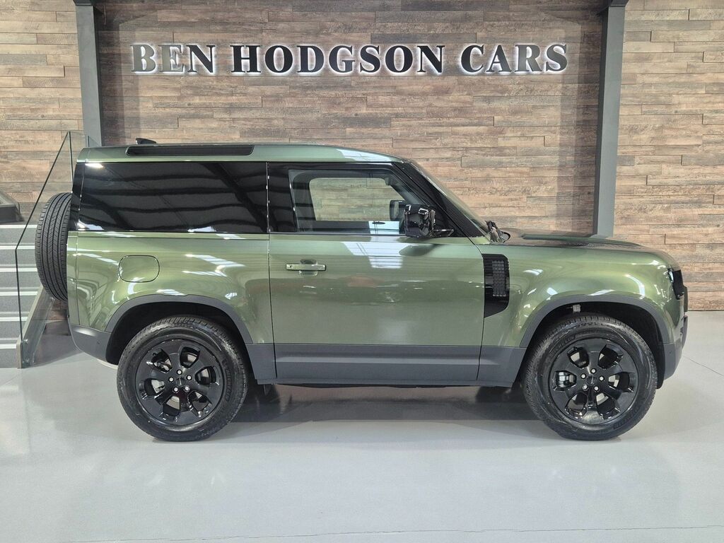 Land Rover Defender 90 S Brand New On Green #4