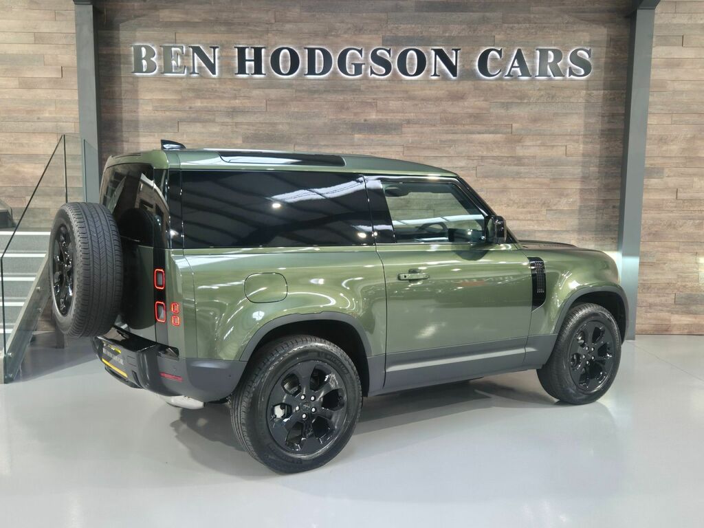 Land Rover Defender 90 S Brand New On Green #5