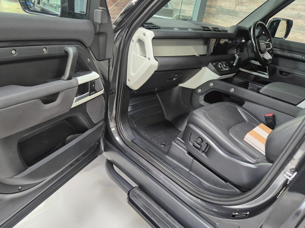 Land Rover Defender 90 D250 X-dynamic Hse Grey #21