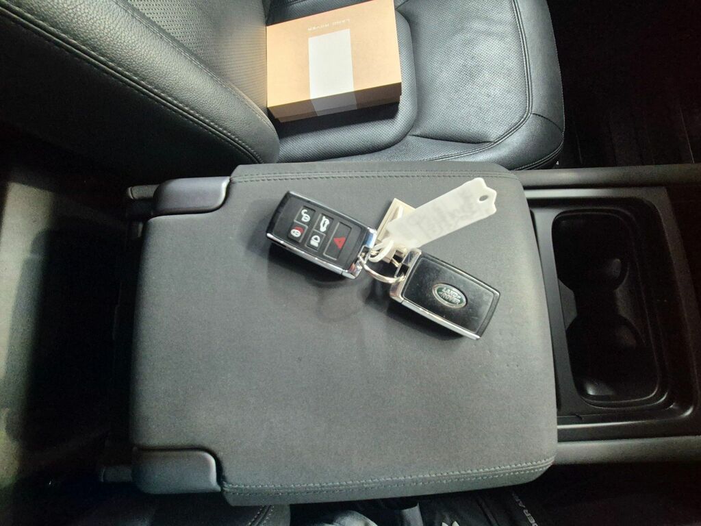 Land Rover Defender 90 D250 X-dynamic Hse Grey #25