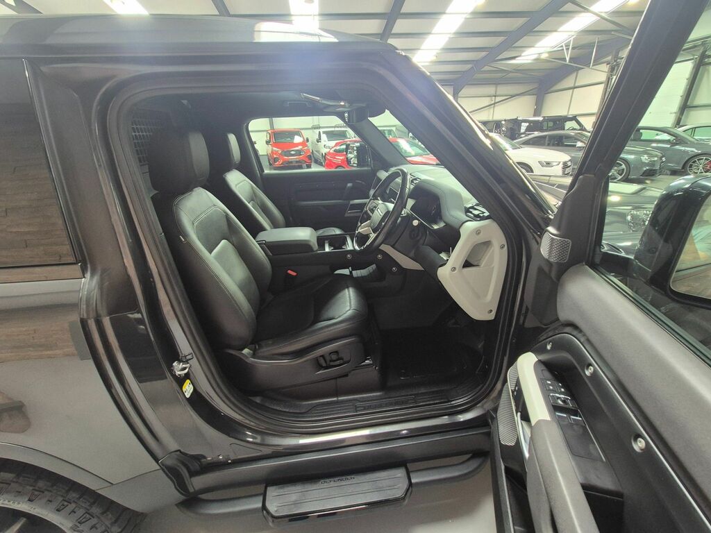 Land Rover Defender 90 D250 X-dynamic Hse Grey #22