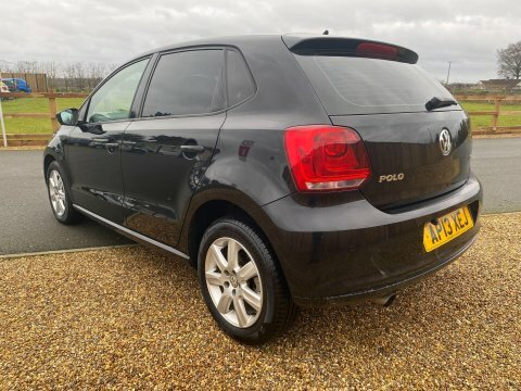 Volkswagen Polo 1.2 Tsi Bluemotion Black #4