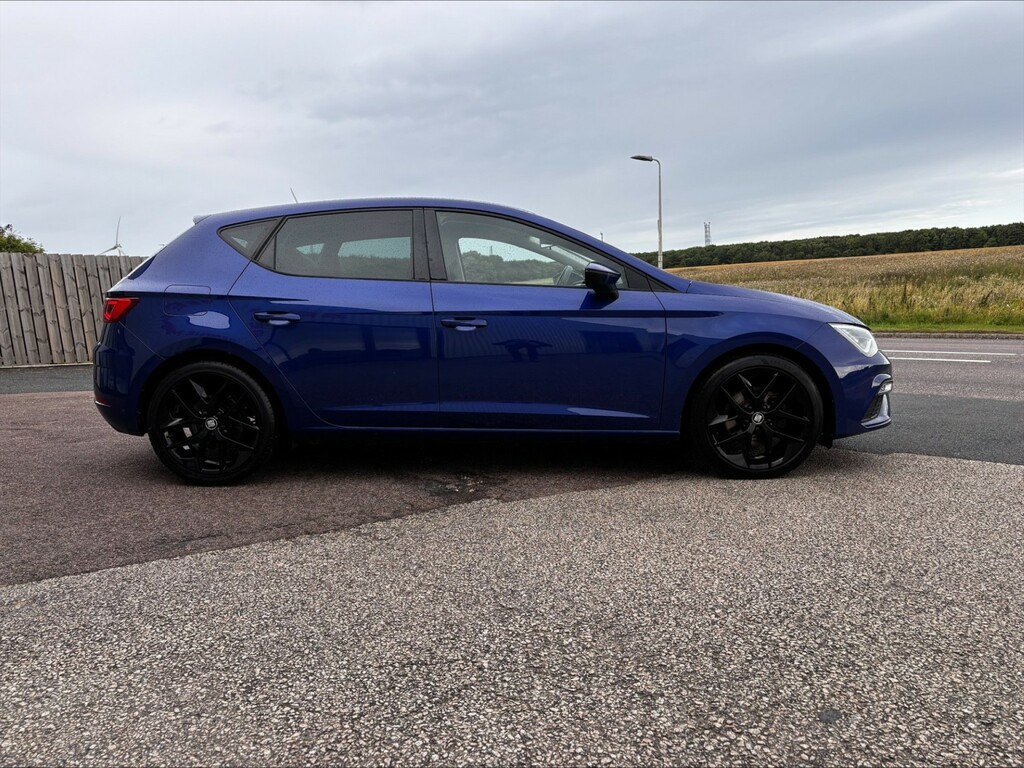 Seat Leon 1.4 Ecotsi 150 Fr Technology Red #8