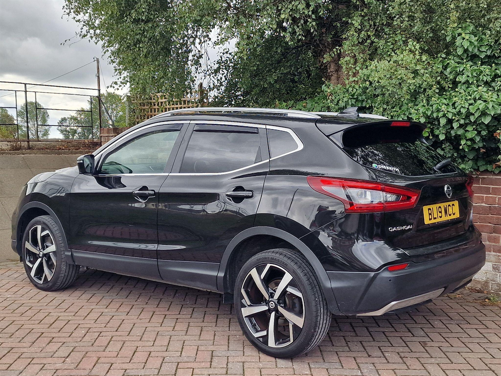 Nissan Qashqai 1.5 Dci Tekna Euro 6 Ss Black #3