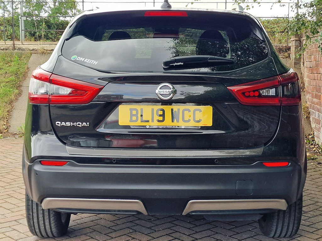 Nissan Qashqai 1.5 Dci Tekna Euro 6 Ss Black #2