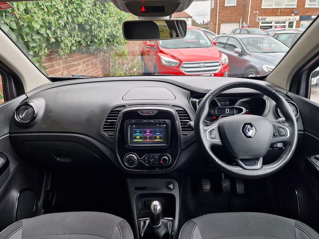 Renault Captur Captur Dynamique Nav Dci Black #18
