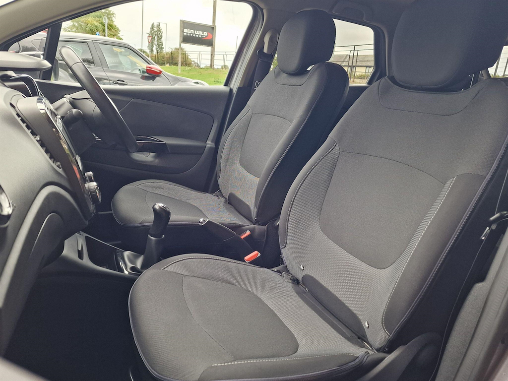 Renault Captur Captur Dynamique Nav Dci Black #22