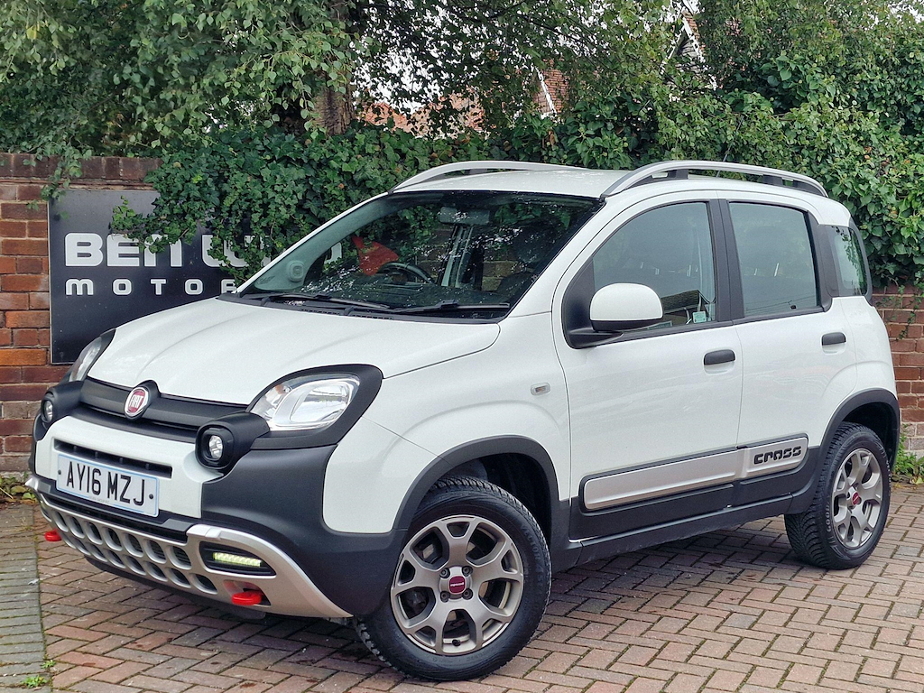 Fiat Panda 0.9 Twinair Cross Euro 6 Ss 4 Seats White
