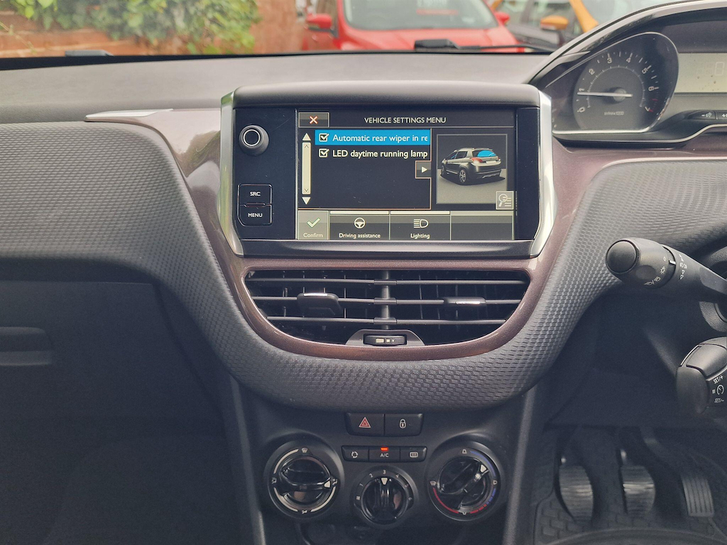 Peugeot 2008 Hatchback E-hdi Active 201414 Black #24