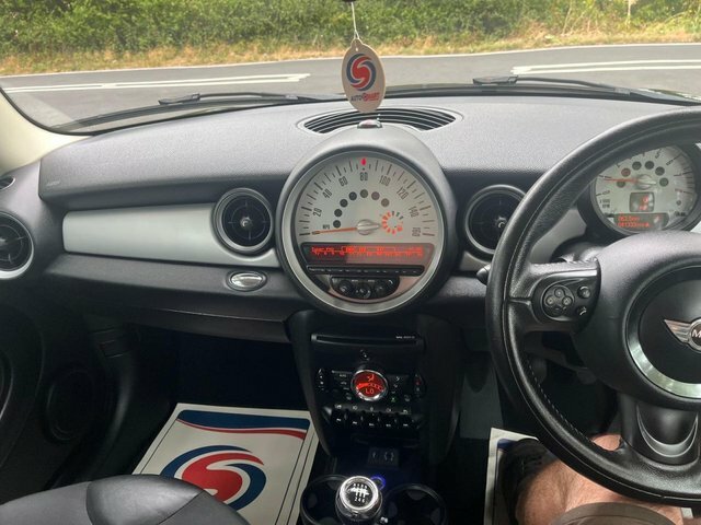 Mini Hatch 1.6 One Hatchback Euro 5 98 Ps White #17