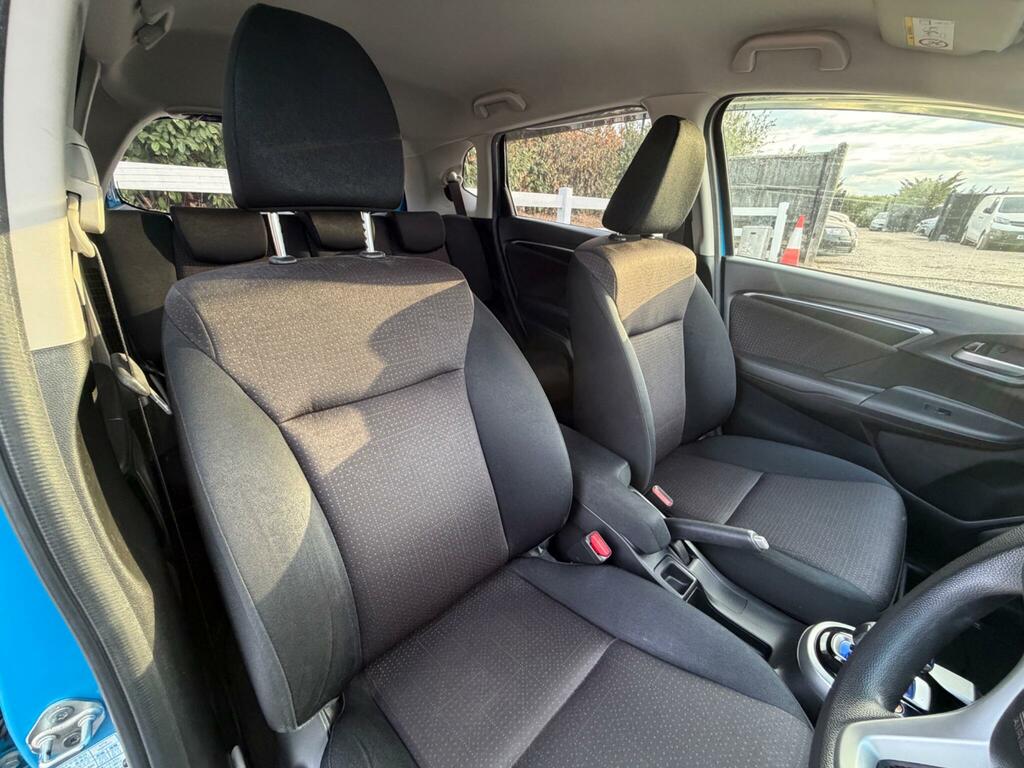 Honda Jazz I-vtec Es Black #16