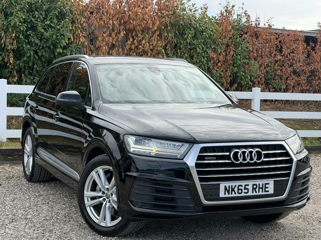 Audi Q7 S Line Black