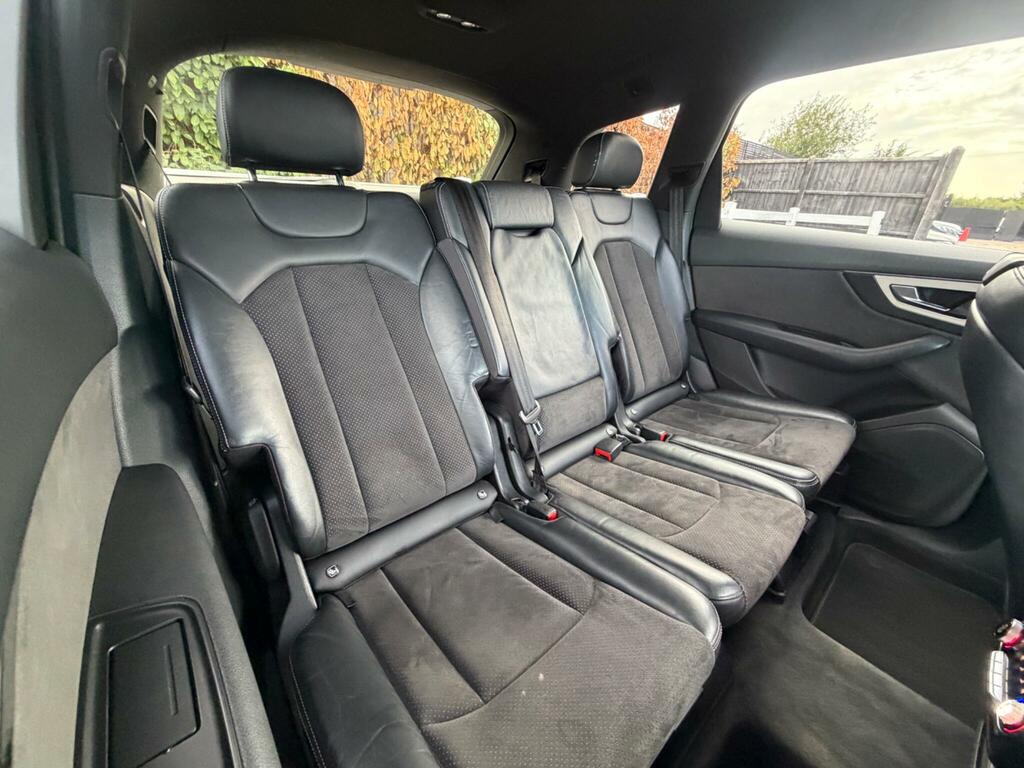 Audi Q7 3.0 Tdi Quattro S Black #24