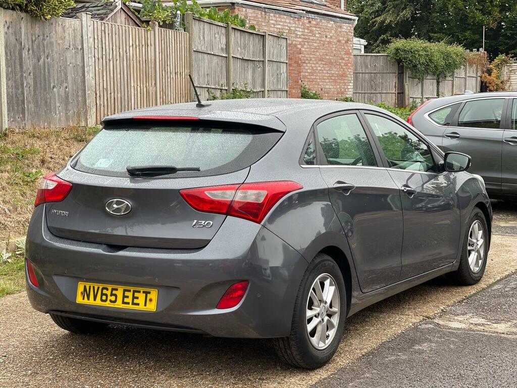 Hyundai I30 Hatchback 1.6 Crdi Blue Drive Se Nav Euro 6 Ss Grey #3