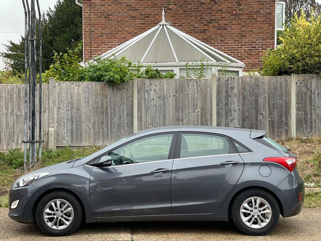 Hyundai I30 Hatchback 1.6 Crdi Blue Drive Se Nav Euro 6 Ss Grey #6