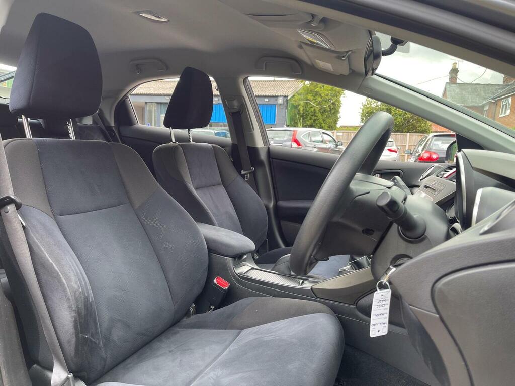 Honda Civic I-vtec Es Red #15