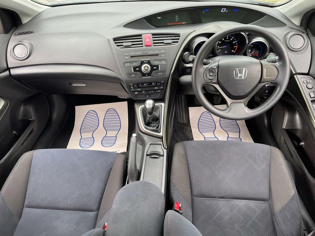 Honda Civic I-vtec Es Red #21