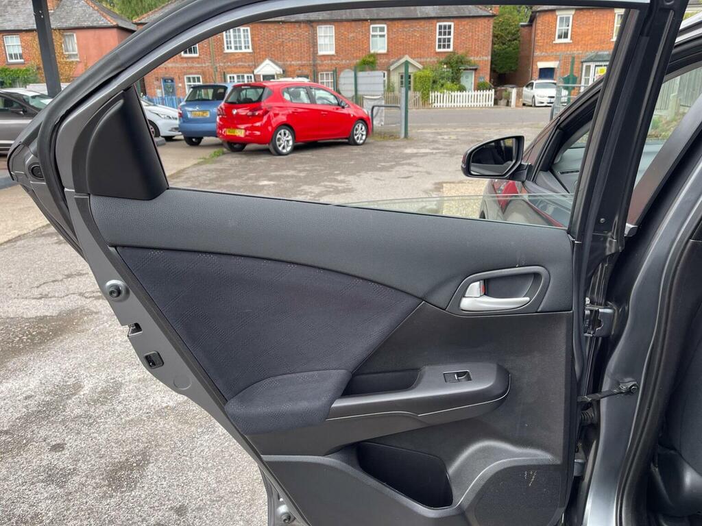 Honda Civic I-vtec Es Red #25
